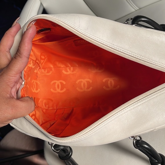 Chanel Cambon Phyton Bowler ♥️ - Picture 10 of 16